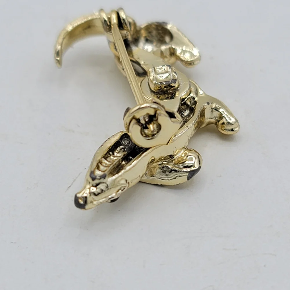 Gerry’s Gold Tone Dachshund Brooch Vintage Dog Pin Basset Hound Style - Picture 8 of 13
